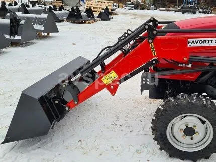 Погрузчик F-300 на Dongfeng 244 G2​