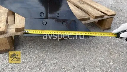 Плуг корпусный 1l-330