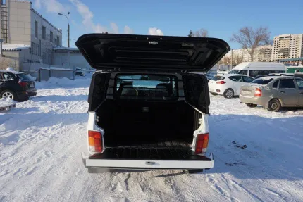 Пикап НИВА 232900 4х4 - 5-мест с грузовым отсеком