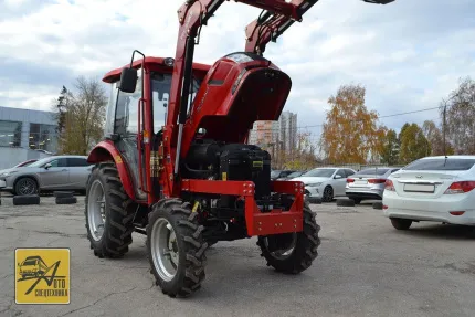 Трактор Dongfeng DF-504 с погрузчиком FEL-500